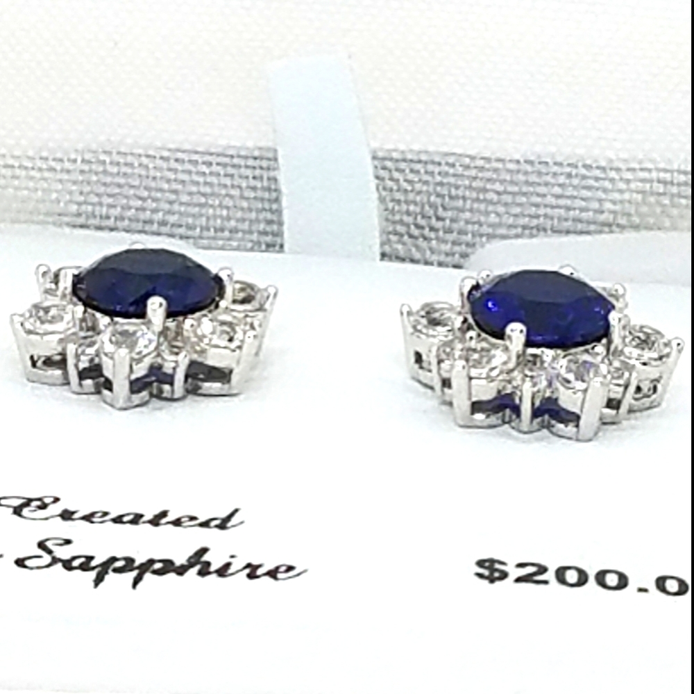 📌SOLD📌 LAB CR. BLUE & WHITE SAPPHIRES EARRINGS - Picture 5 of 8